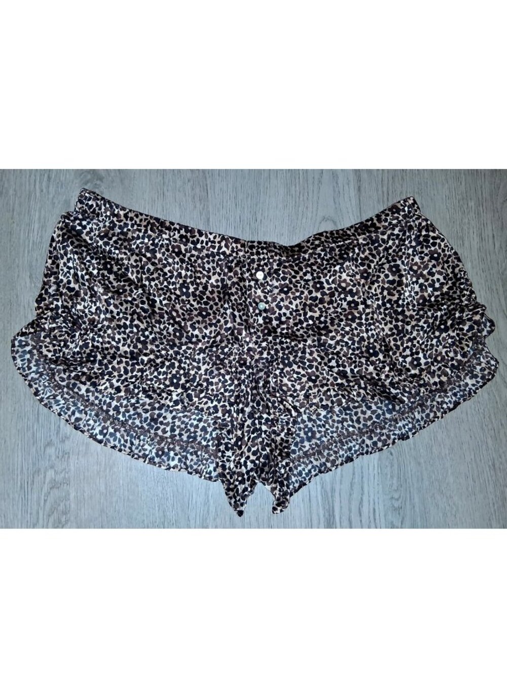 Vintage Victoria's Secret 100% Silk Leopard Print Pajama Shorts Size XS READ!